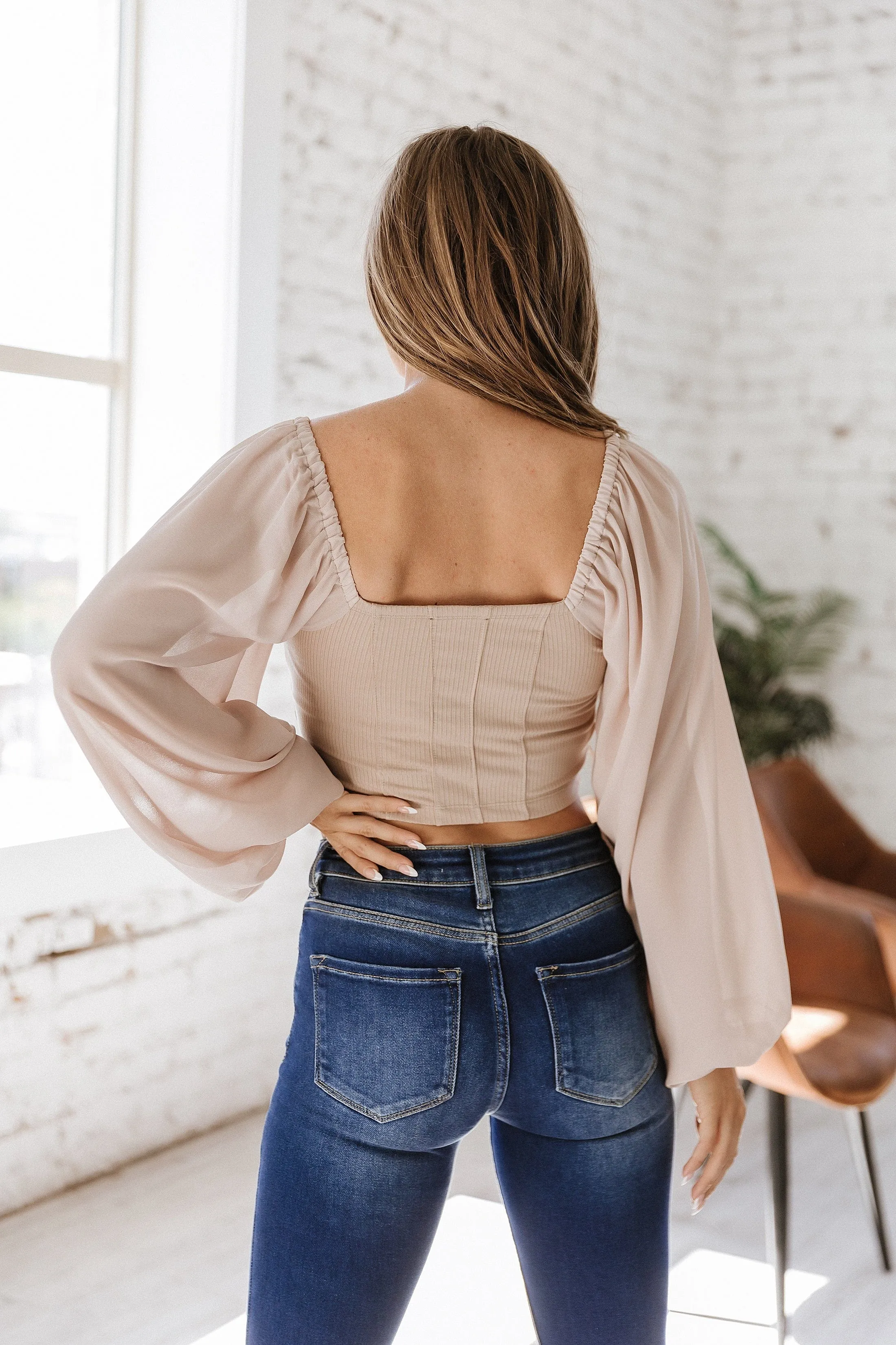 Amber Balloon Sleeve Top